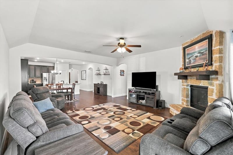 1733 Ridge Creek Lane, Aubrey TX 76227 - Photo 5