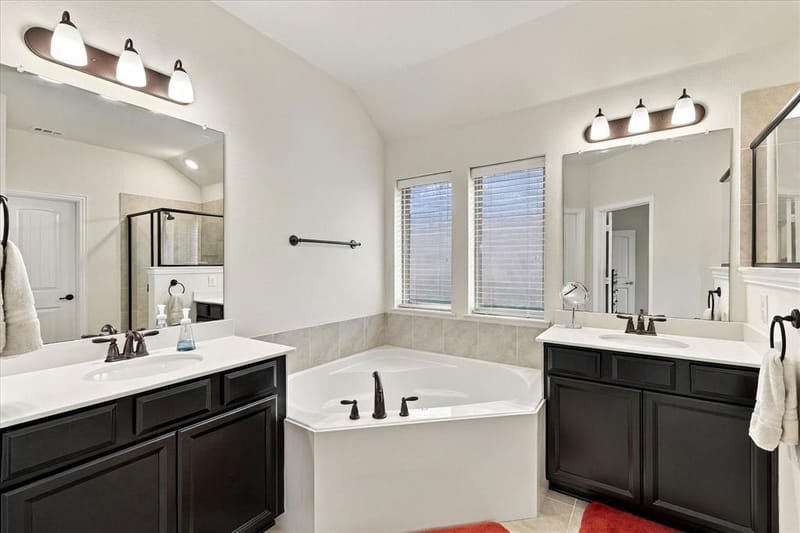 1733 Ridge Creek Lane, Aubrey TX 76227 - Photo 14