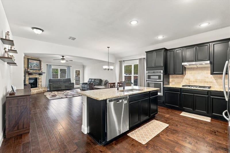 1733 Ridge Creek Lane, Aubrey TX 76227 - Photo 11