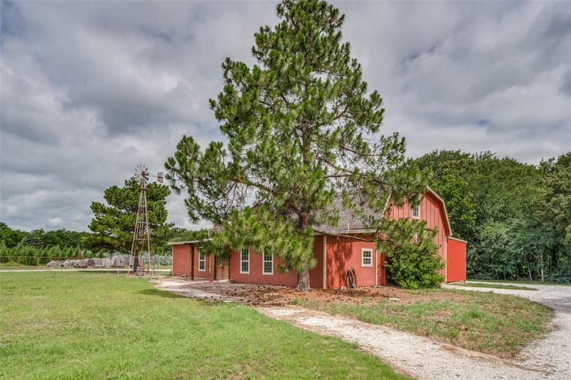 1833 Dr Sanders Road, Cross Roads TX 76227 - Photo 32
