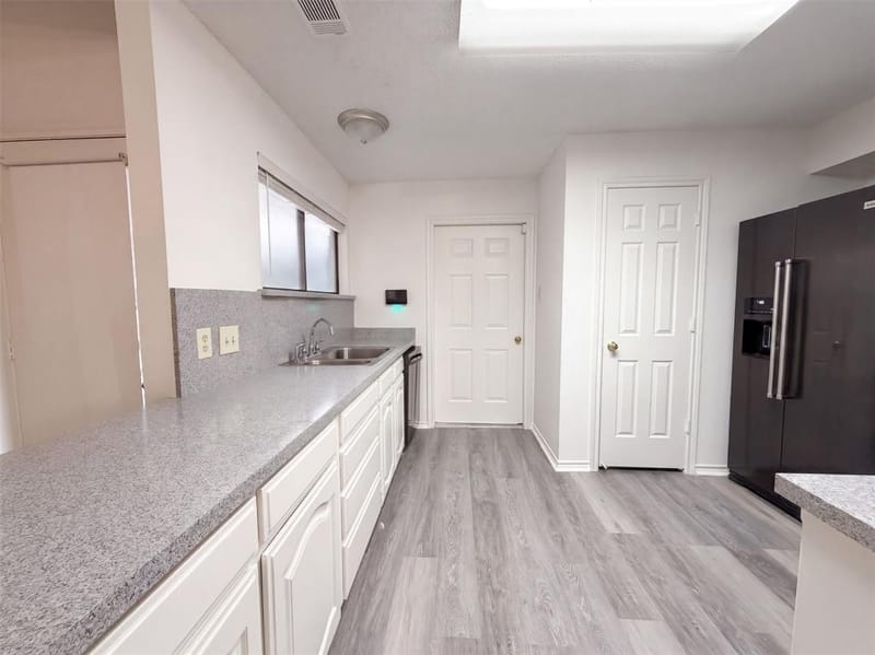 5836 Westhaven Drive # B, Fort Worth TX 76132 - Photo 6