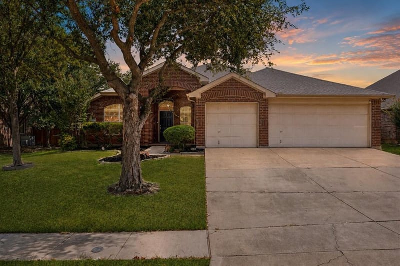 655 Campolina Drive, Grand Prairie TX 75052