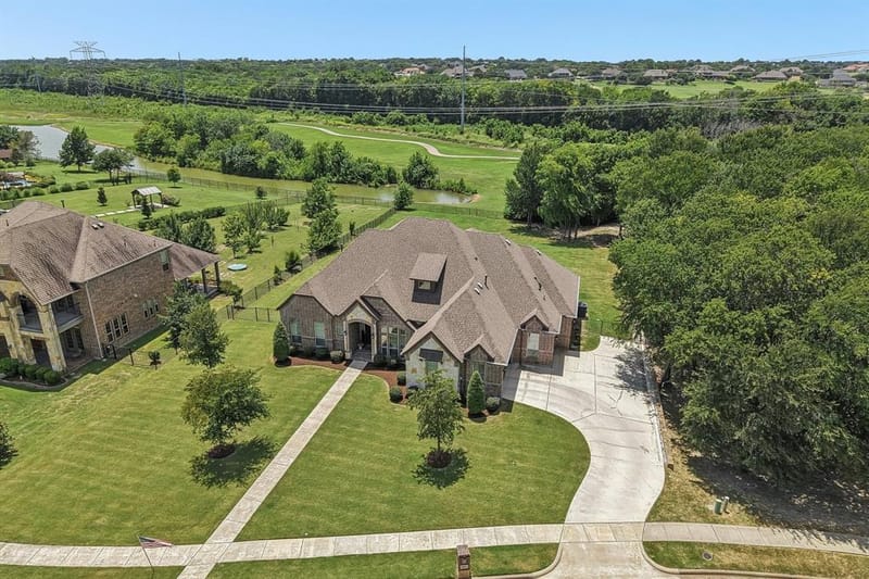 204 Falcon Point Drive, Heath TX 75032