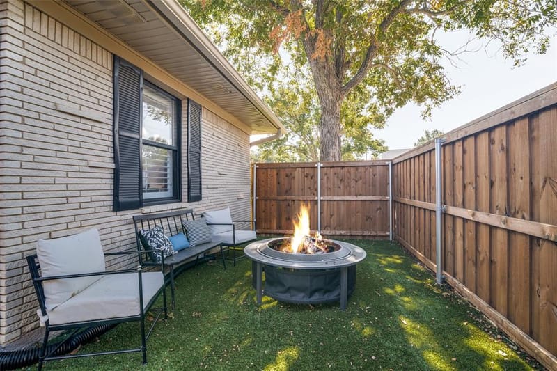 9005 Livenshire Drive, Dallas TX 75238 - Photo 24