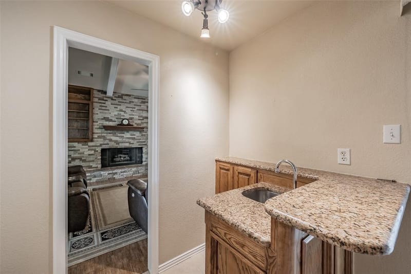 7317 Tipperary Court, North Richland Hills TX 76182 - Photo 17