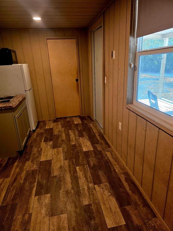 490 HCR 1250, Whitney TX 76692 - Photo 27