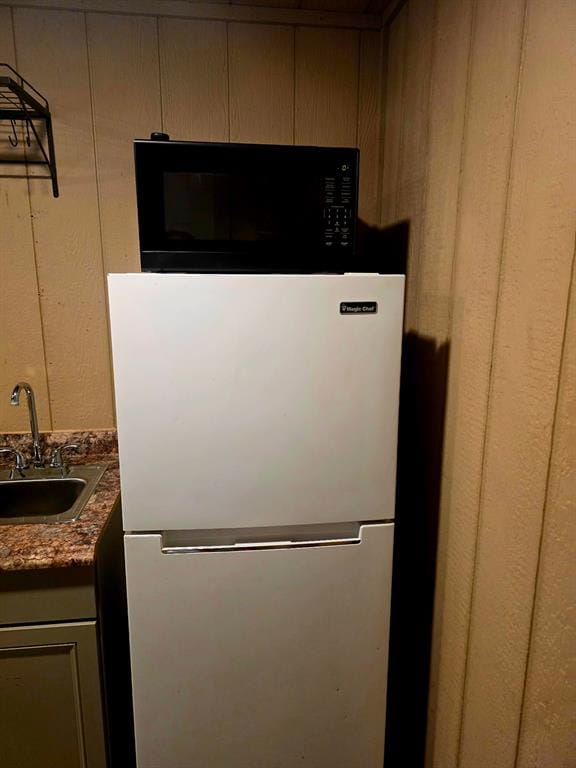 490 HCR 1250, Whitney TX 76692 - Photo 24