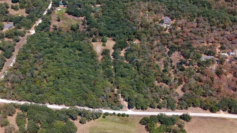 490 HCR 1250, Whitney TX 76692 - Photo 19