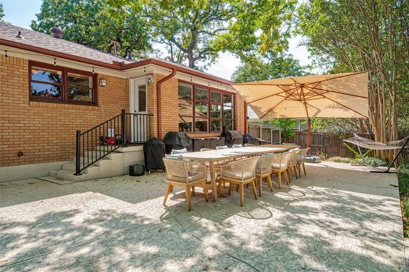 1403 Greenwood Drive, Denton TX 76209 - Photo 24