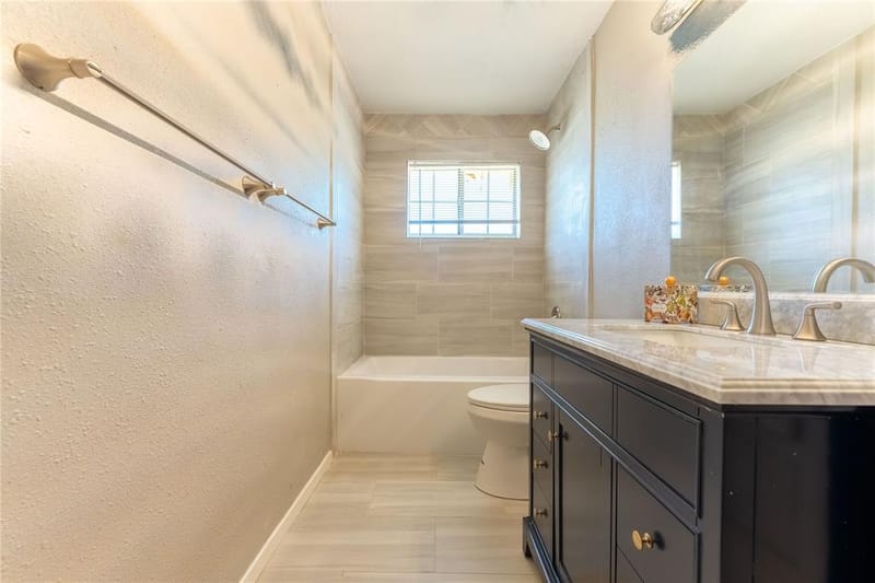 818 Emberwood Drive, Dallas TX 75232 - Photo 10