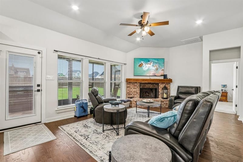 114 Prairie Meadow Lane, Pottsboro TX 75076 - Photo 7