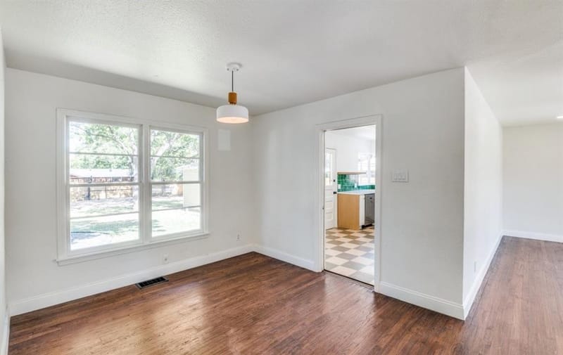 2433 Southwood Drive, Dallas TX 75233 - Photo 10