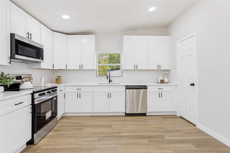2613 Saturn Road, Garland TX 75041 - Photo 6
