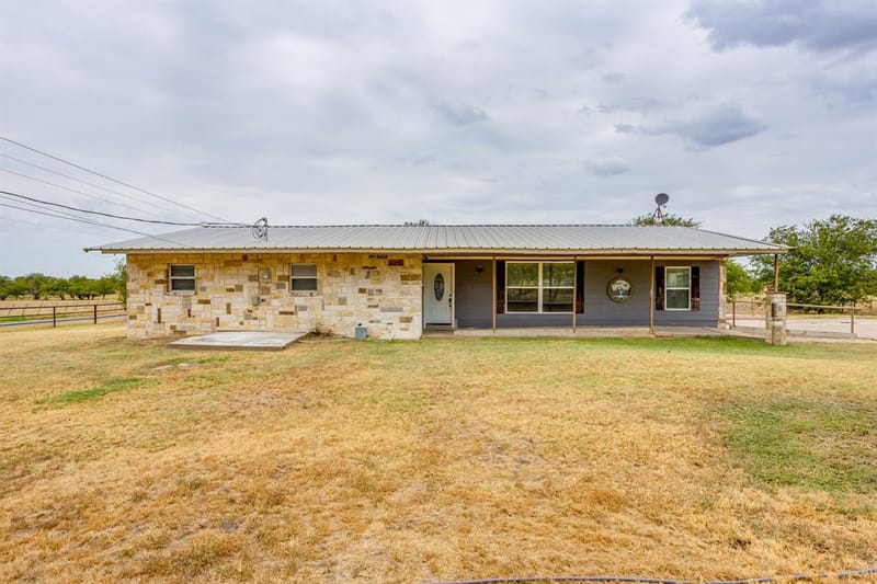 7500 County Road 912, Joshua TX 76058