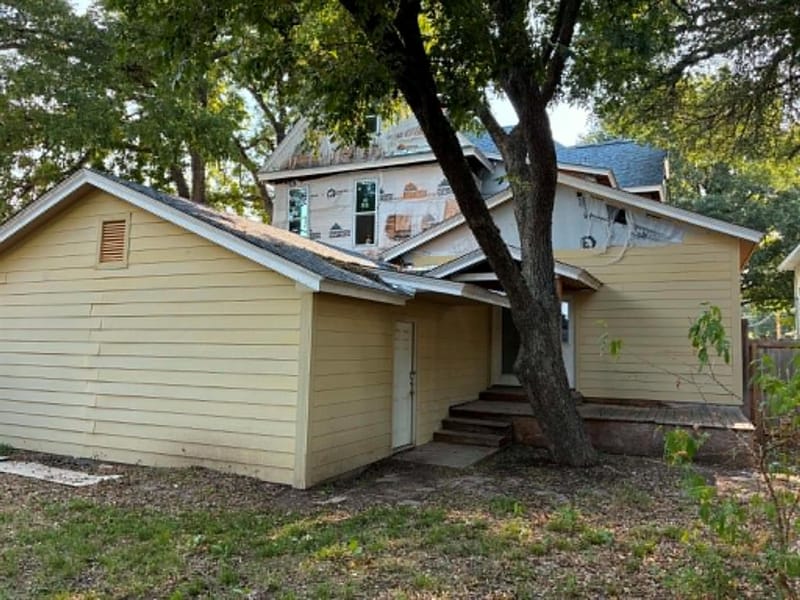 211 N Pleasant Street, Hillsboro TX 76645 - Photo 5