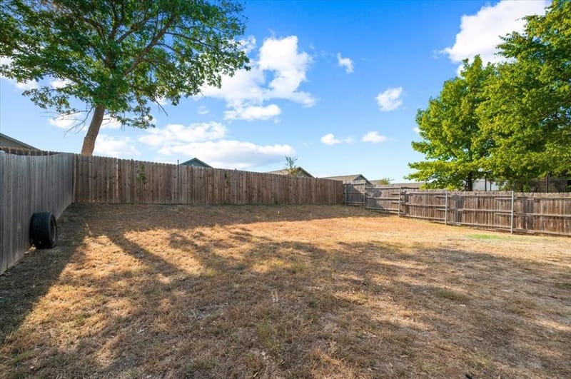 7739 Buford Drive, Dallas TX 75241 - Photo 27