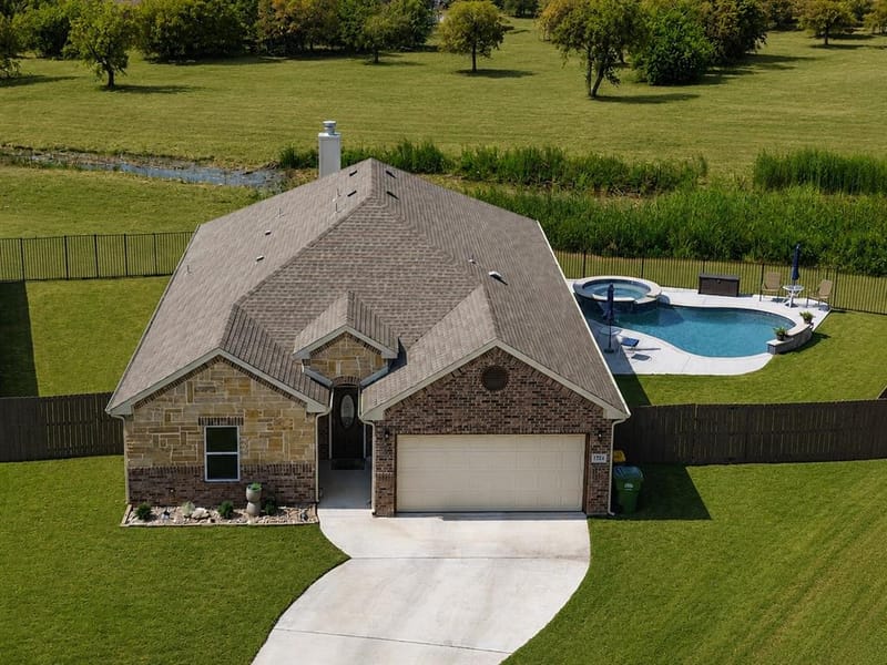 7924 Wilson Cliff Court, White Settlement TX 76108