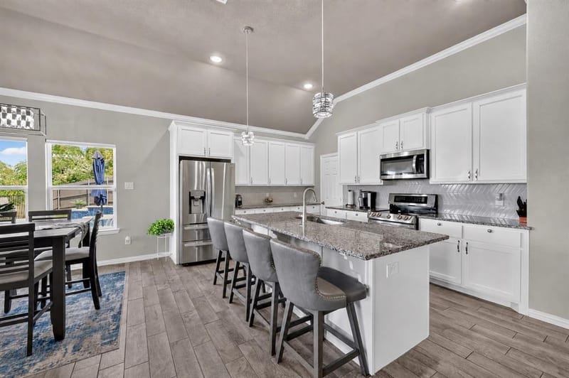 7924 Wilson Cliff Court, White Settlement TX 76108 - Photo 9