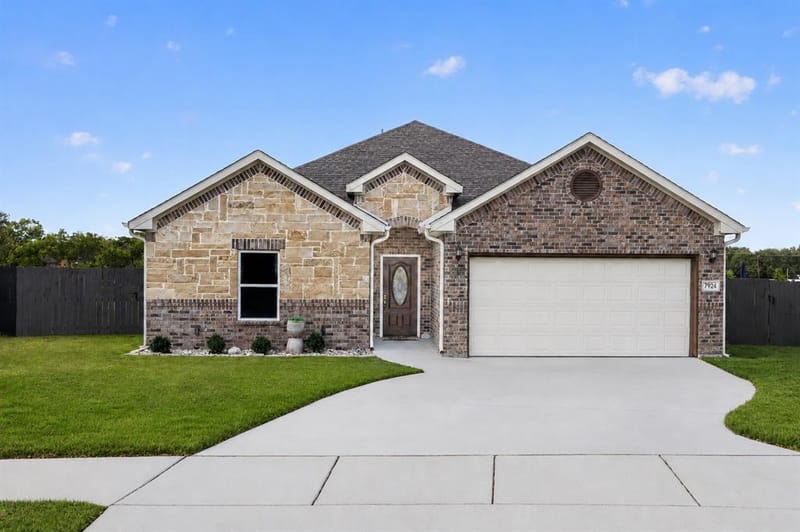 7924 Wilson Cliff Court, White Settlement TX 76108 - Photo 34