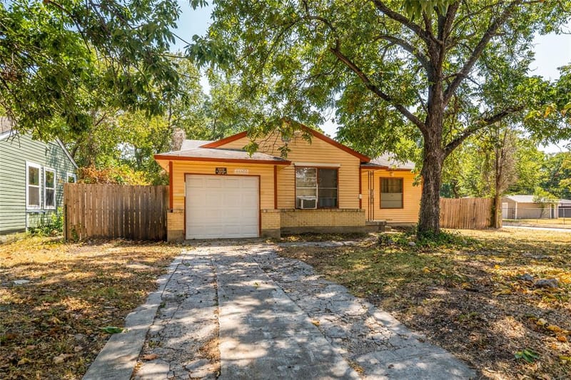 11102 Barbarosa Drive, Dallas TX 75228