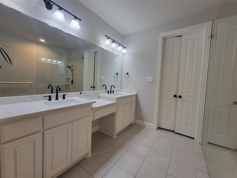 112 St Elias Drive, Burleson TX 76028 - Photo 19