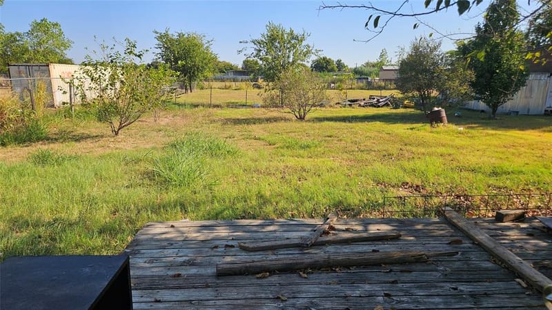 8913 Holly Road, Alvarado TX 76009 - Photo 13