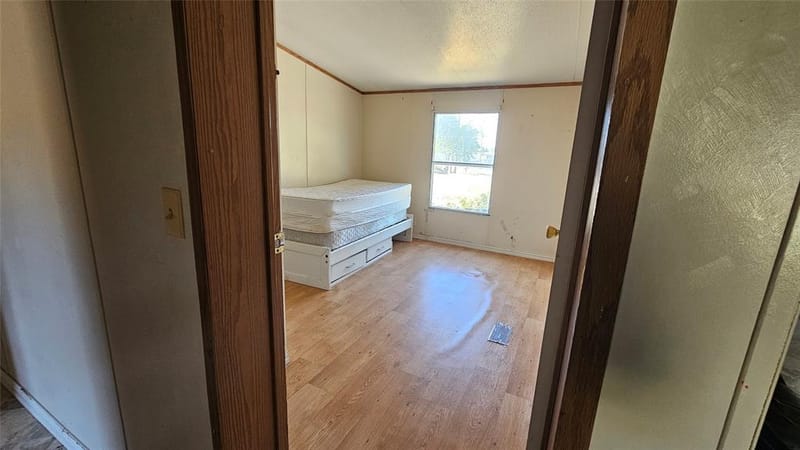 8913 Holly Road, Alvarado TX 76009 - Photo 7