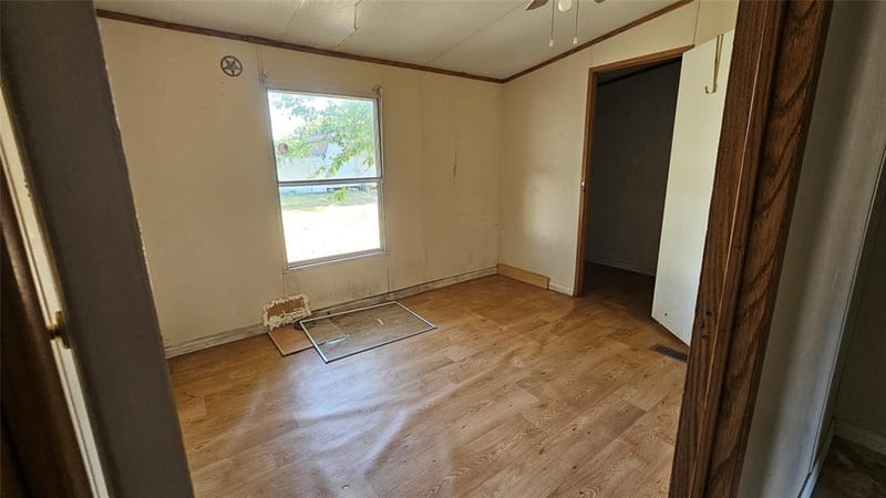 8913 Holly Road, Alvarado TX 76009 - Photo 8