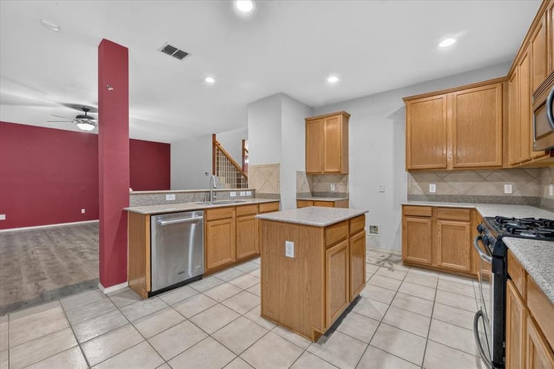 10369 Bradshaw Drive, Fort Worth TX 76108 - Photo 17
