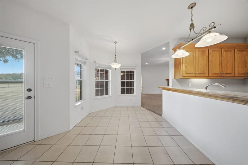 400 S College Street, Pilot Point TX 76258 - Photo 33