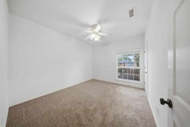 400 S College Street, Pilot Point TX 76258 - Photo 39