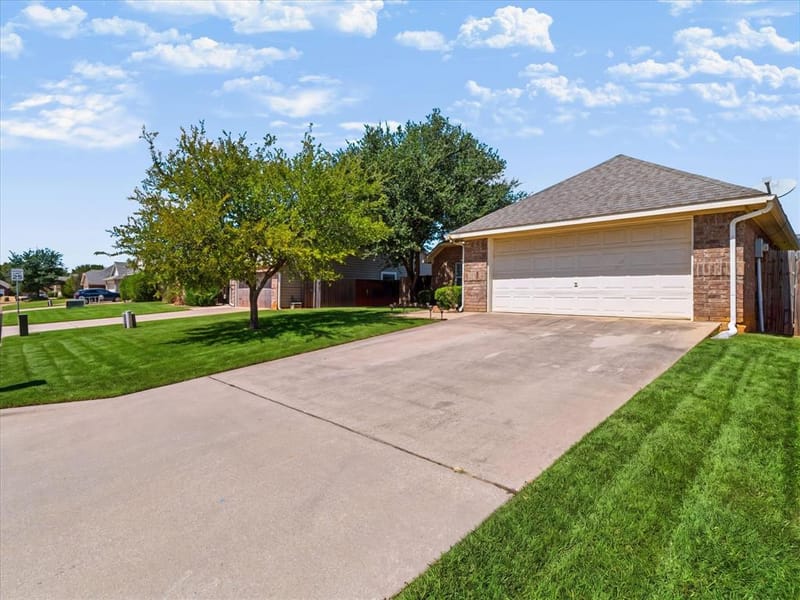 732 Countryside Drive, Aubrey TX 76227 - Photo 37