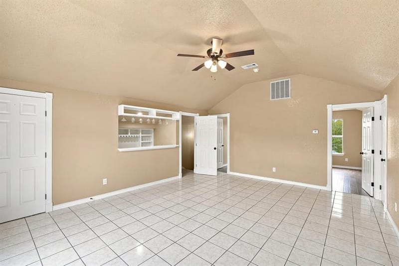 1103 Chase Avenue, Cleburne TX 76031 - Photo 22