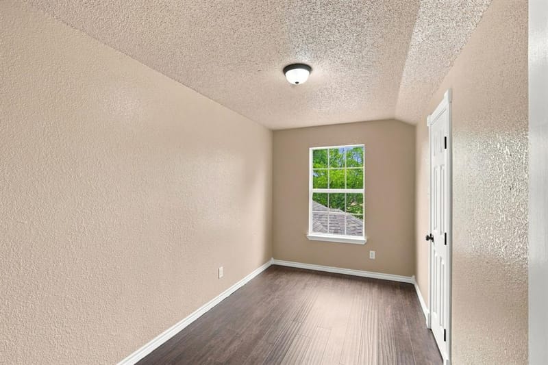 1103 Chase Avenue, Cleburne TX 76031 - Photo 24