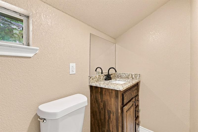 1103 Chase Avenue, Cleburne TX 76031 - Photo 29