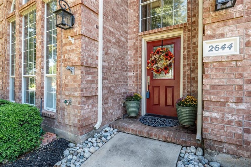 2644 Newcastle Drive, Carrollton TX 75007