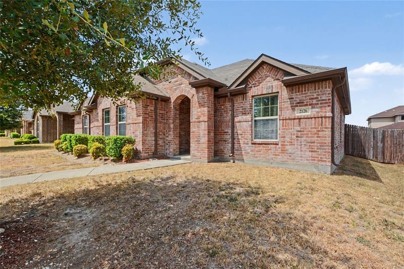 2126 Fair Weather Drive, Lancaster TX 75146 - Photo 4