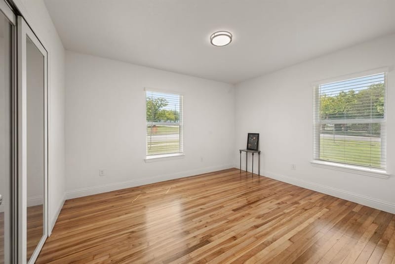 4096 Merida Avenue, Fort Worth TX 76110 - Photo 10