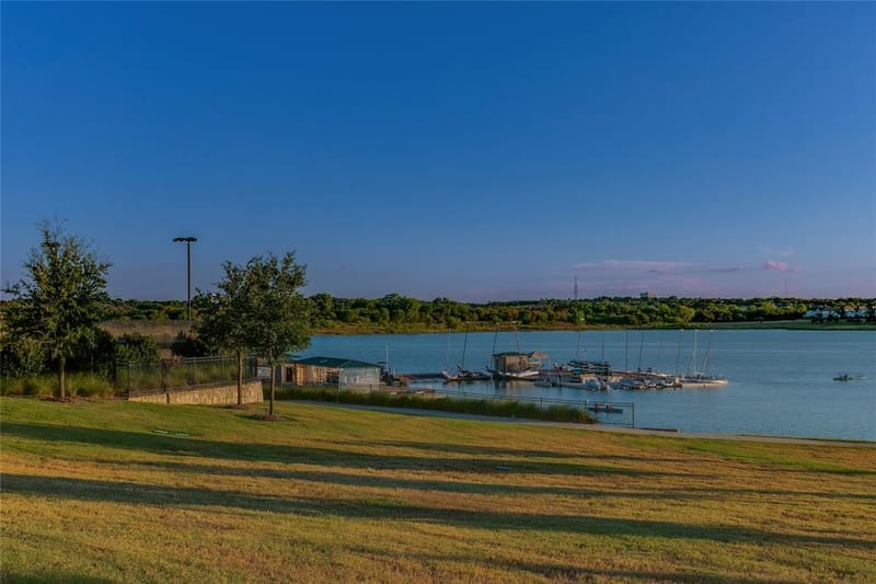 1332 Island Vista Drive, Arlington TX 76005 - Photo 37