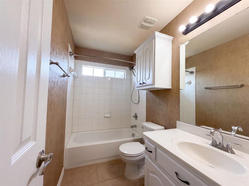 409 Lone Oak Court, Kennedale TX 76060 - Photo 23
