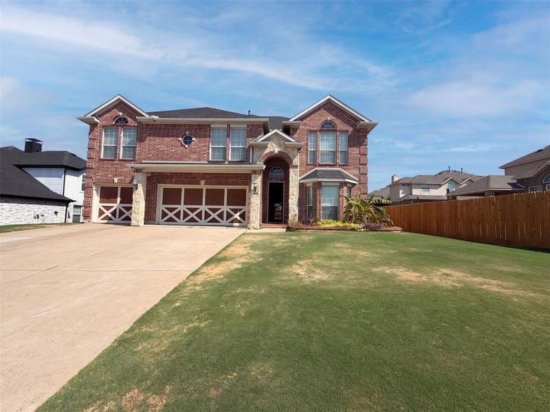 409 Lone Oak Court, Kennedale TX 76060