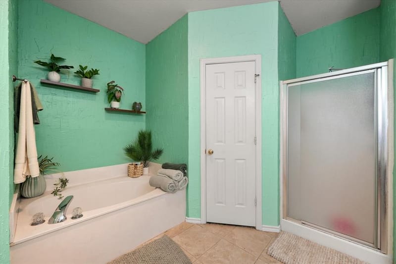 512 Shady Oaks Trail, Burleson TX 76028 - Photo 25