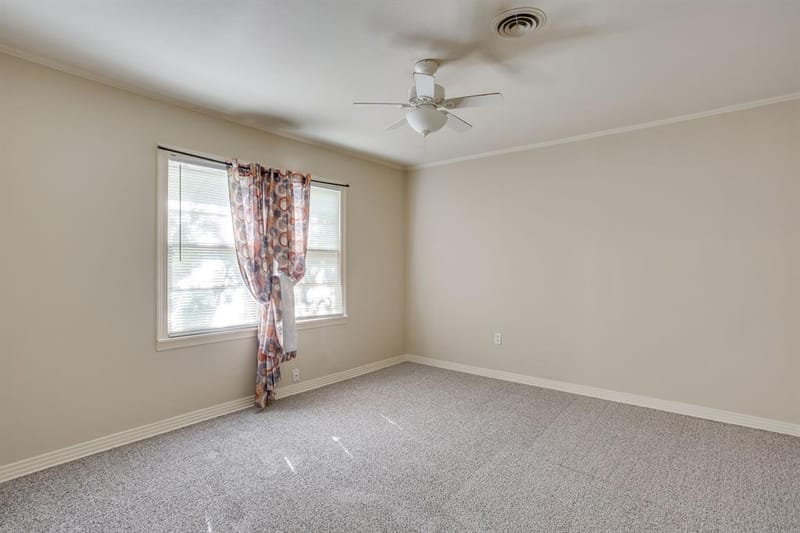 1325 W Water Street, Weatherford TX 76086 - Photo 28