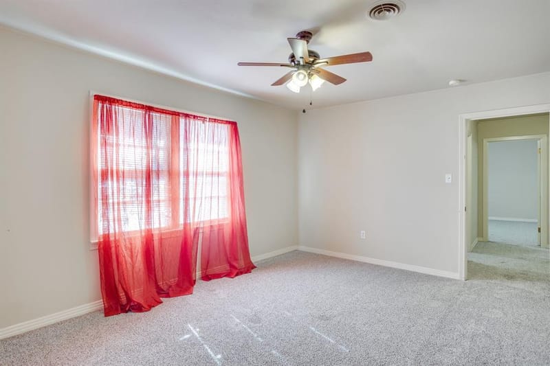 1325 W Water Street, Weatherford TX 76086 - Photo 24