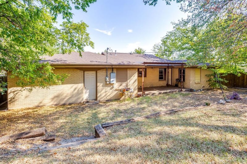1325 W Water Street, Weatherford TX 76086 - Photo 34