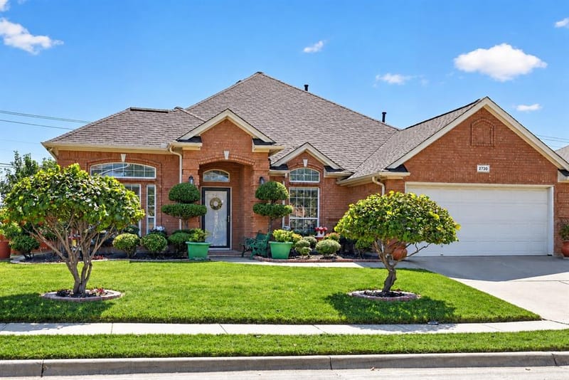 2720 Gray Rock Drive, Fort Worth TX 76131