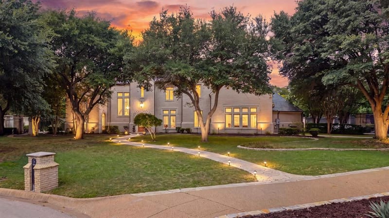 6704 Blair Court, Benbrook TX 76132