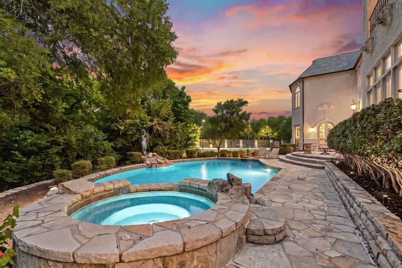 6704 Blair Court, Benbrook TX 76132 - Photo 37