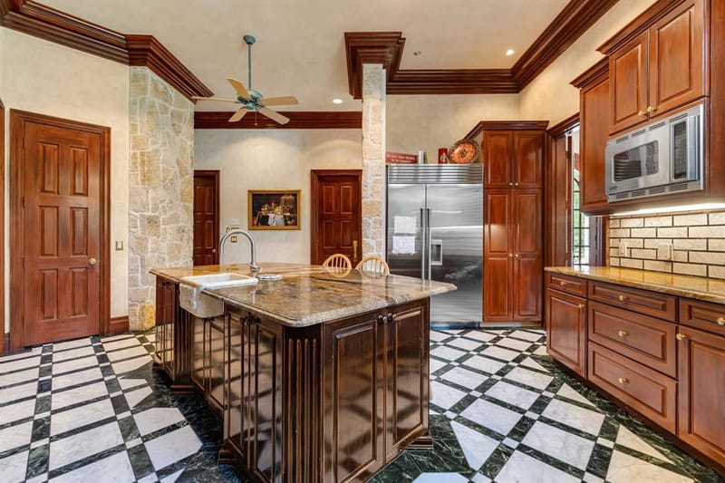 6704 Blair Court, Benbrook TX 76132 - Photo 11