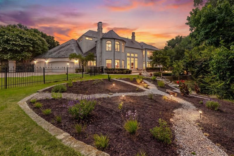 6704 Blair Court, Benbrook TX 76132 - Photo 35